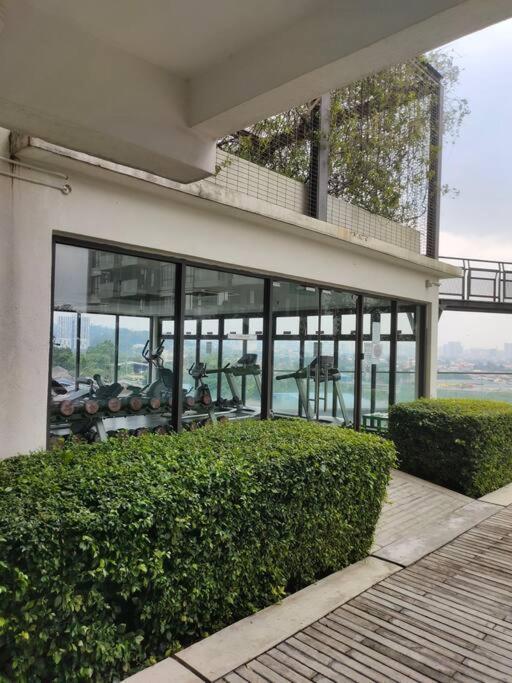 Apartment Urban360 Lovely With Netflix And Wi-fi *