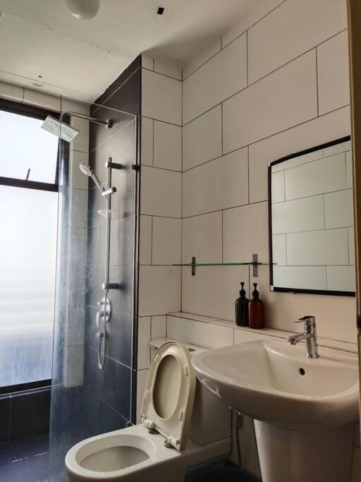 Urban360 Lovely With Netflix And Wi-fi Apartment Batu Caves